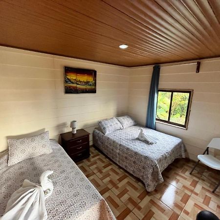 Готель Casa Bonanza Monteverde Екстер'єр фото